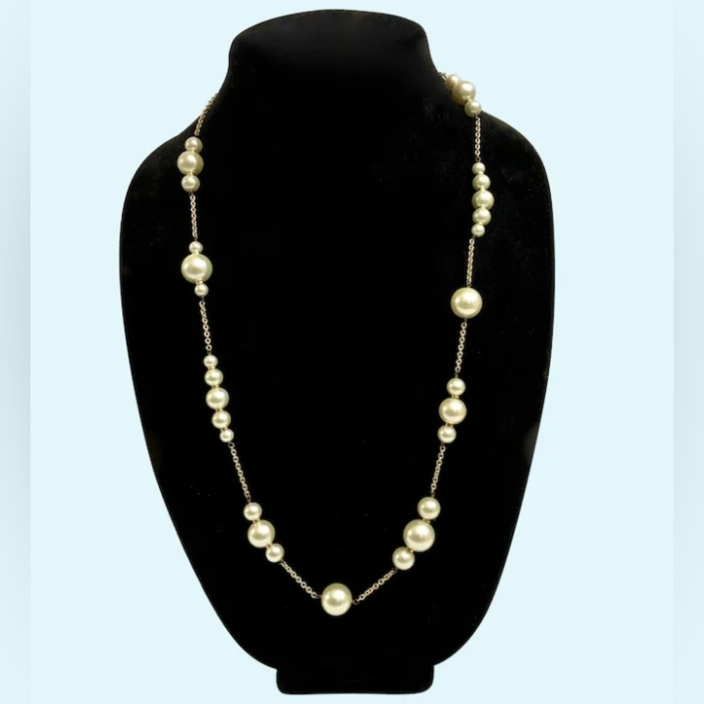 J. Crew Faux Pearl & Gold Tone Chain station sweater Necklace